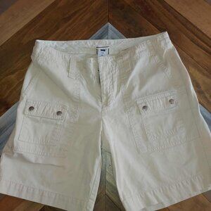Gap Women's Khaki Cargo Shorts